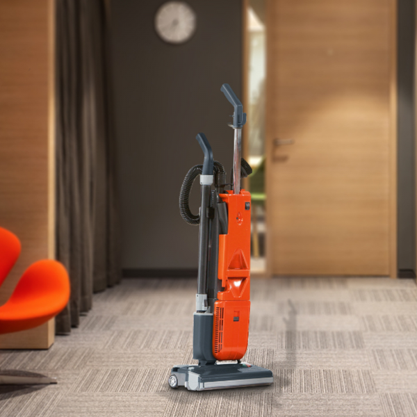Hako เครื่องดูดฝุ่นแห้ง ความจุ 4 ลิตร รุ่น Cleanserv VU4
